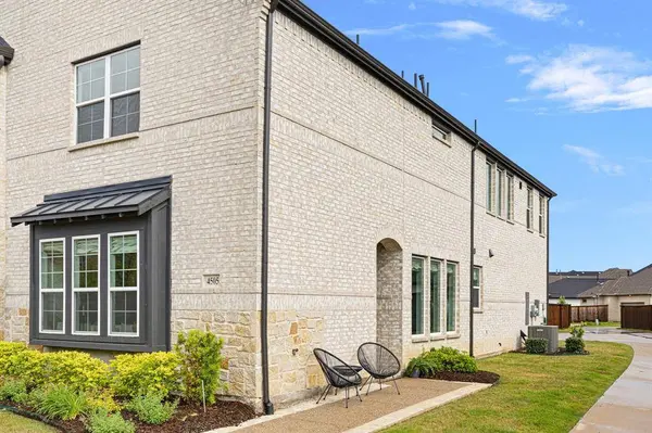 4505 Cypress Thorn Drive, Arlington, TX 76005