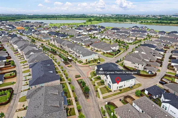 4505 Cypress Thorn Drive, Arlington, TX 76005