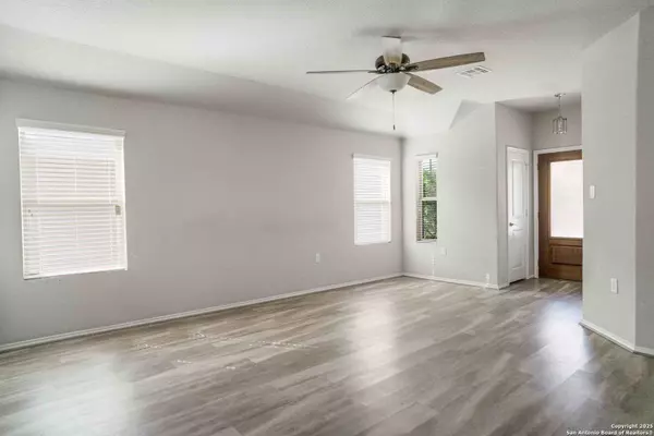 7234 Cozy Run, San Antonio, TX 78218