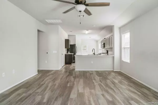 7234 Cozy Run, San Antonio, TX 78218