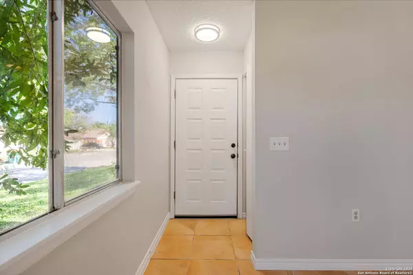 8423 Clear Meadow, Converse, TX 78109