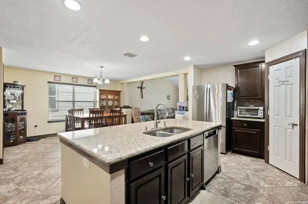 5934 Cielo Rnch, San Antonio, TX 78218