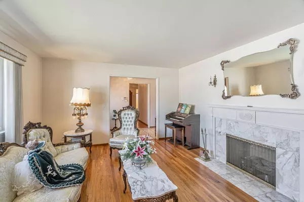 2696 Birchtree LN, Santa Clara, CA 95051