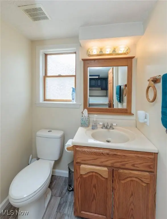 2436 Talbot ST, Cuyahoga Falls, OH 44221