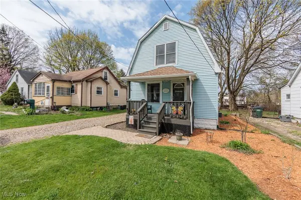 2436 Talbot ST, Cuyahoga Falls, OH 44221