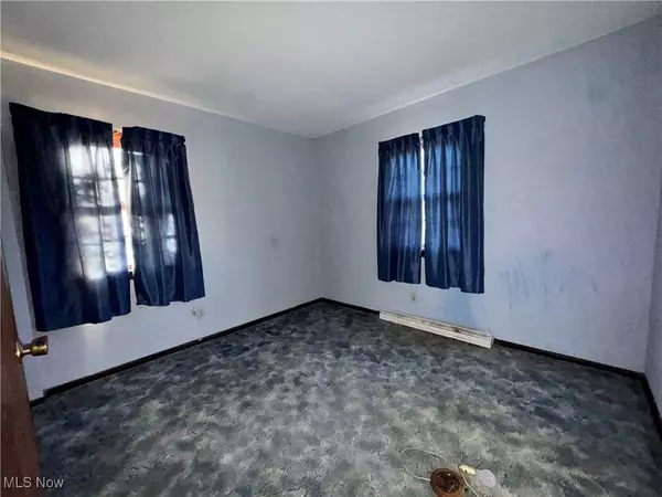 2645 Hayne RD, Akron, OH 44312