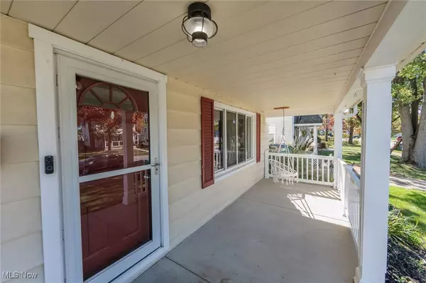 2443 8th ST, Cuyahoga Falls, OH 44221