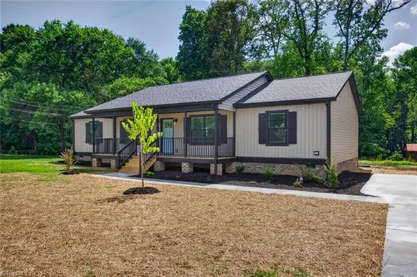 1094 Kerner RD, Kernersville, NC 27284