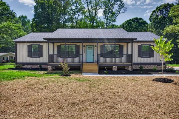 1094 Kerner RD, Kernersville, NC 27284