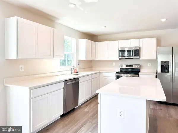 169 STOCKING POND RD, Inwood, WV 25428
