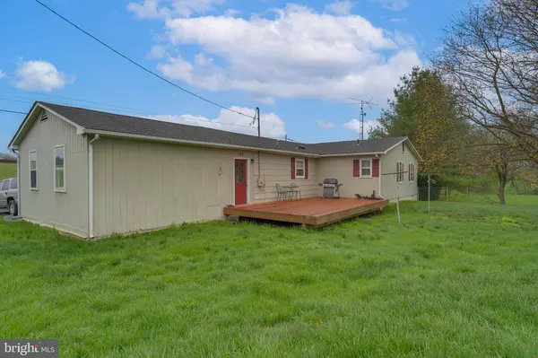 89 RIPPON PL, Charles Town, WV 25414