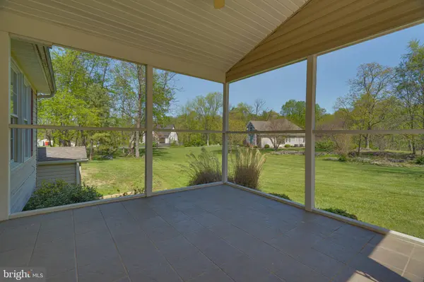 27 BLESSING LN, Martinsburg, WV 25403