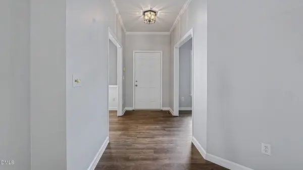 2115 Forest Edge DR, Greensboro, NC 27406