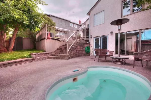 1604 Scotland ST Southwest, Calgary, AB T3C 2L5