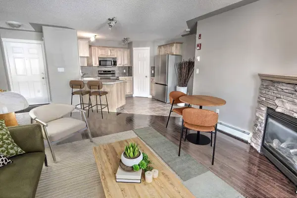 7451 Springbank BLVD SW #1207, Calgary, AB T3H 4K5