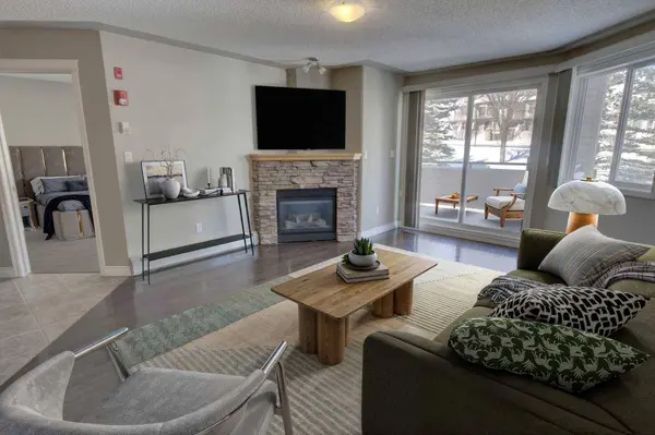 7451 Springbank BLVD SW #1207, Calgary, AB T3H 4K5