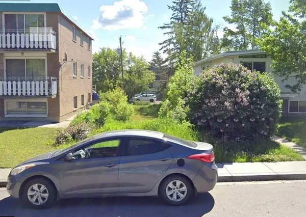 1620 39 ST SW, Calgary, AB T3C 1V6