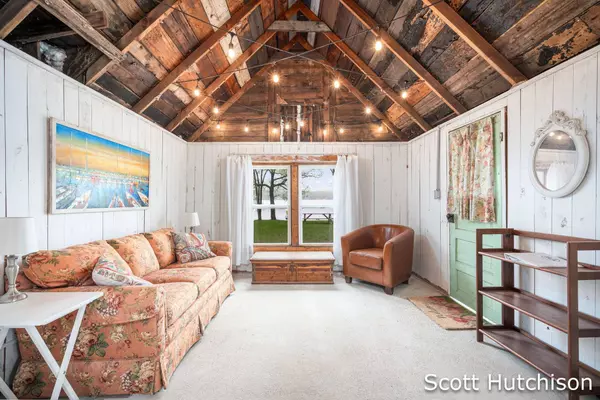 16103 Pretty Lake Drive, Mecosta, MI 49332