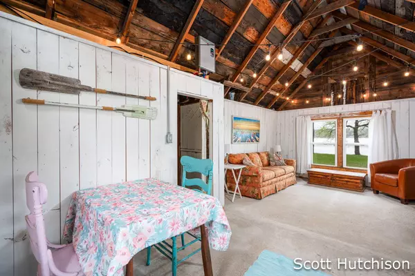 16103 Pretty Lake Drive, Mecosta, MI 49332