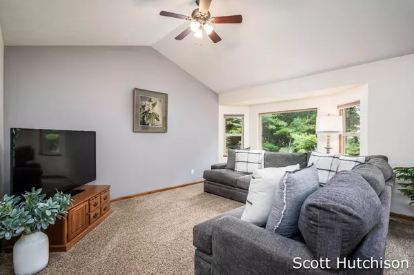 10329 Leland Drive, Greenville, MI 48838