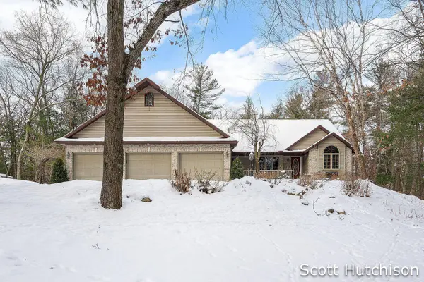 7054 Green Timber Court, Greenville, MI 48838