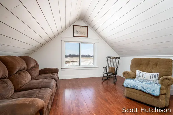 1300 E Coral Road, Edmore, MI 48829