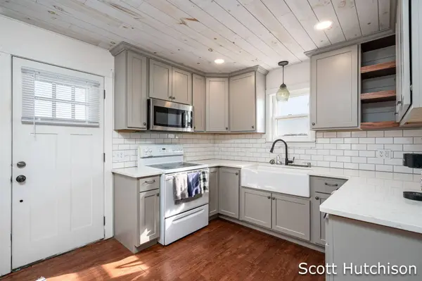 1300 E Coral Road, Edmore, MI 48829