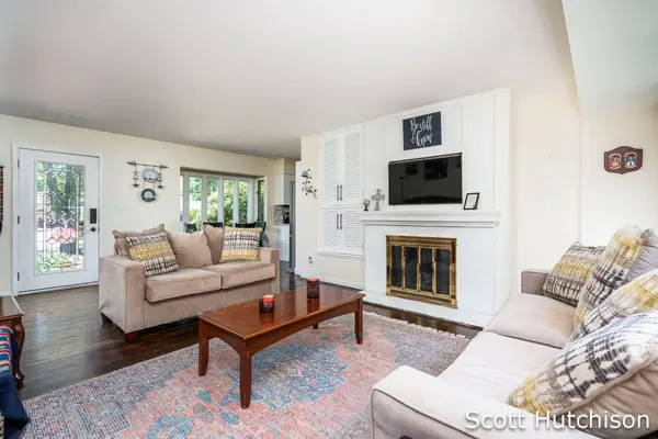 4316 Kennilworth SE Drive, Grand Rapids, MI 49546