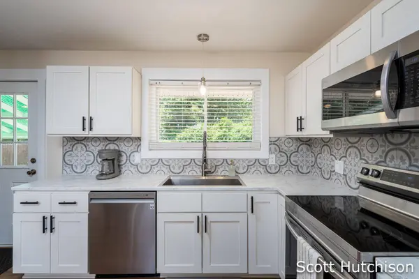4171 Miramar NE Avenue, Grand Rapids, MI 49525
