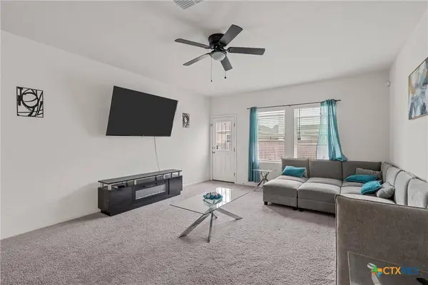 121 Sudden Impact DR, Jarrell, TX 76537
