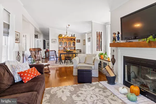 158 GROUSE CIR, New Hope, PA 18938