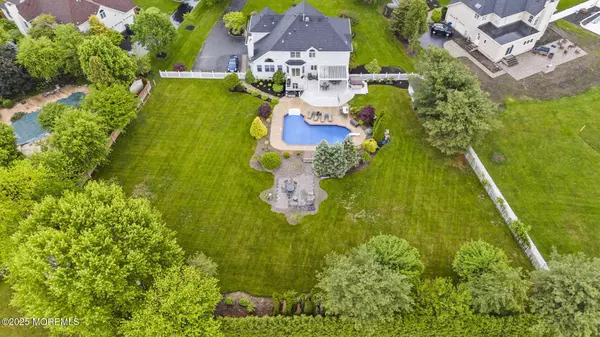 21 English Path, Freehold, NJ 07728