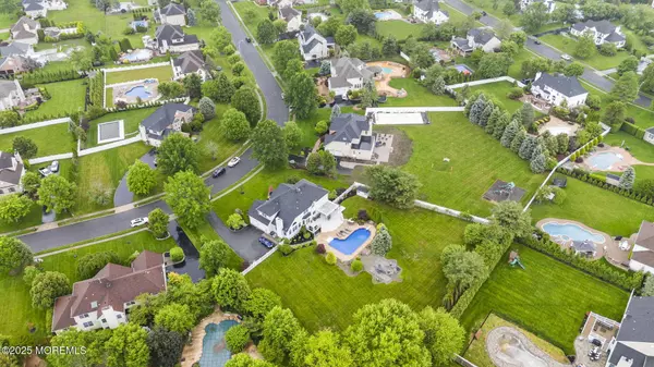 21 English Path, Freehold, NJ 07728