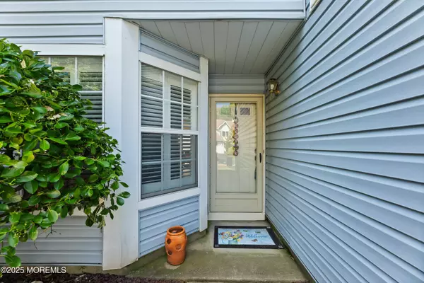 294 Century Way, Manalapan, NJ 07726