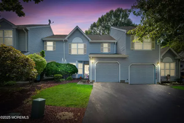 294 Century Way, Manalapan, NJ 07726