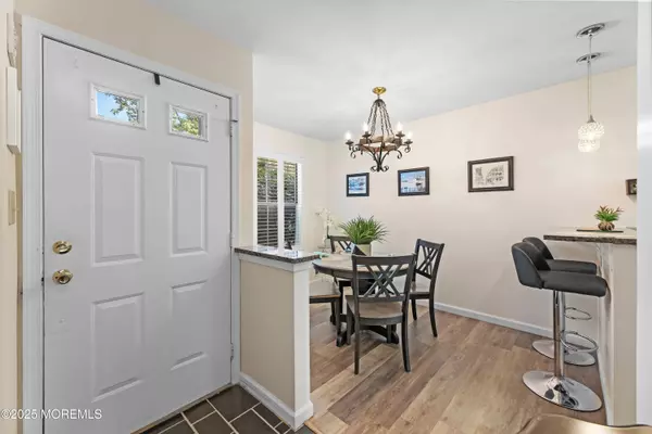 294 Century Way, Manalapan, NJ 07726