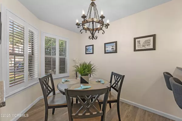 294 Century Way, Manalapan, NJ 07726