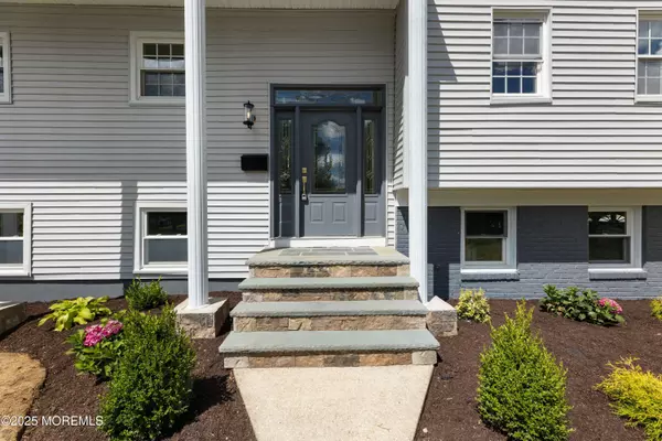 93 Stratford Drive, Freehold, NJ 07728