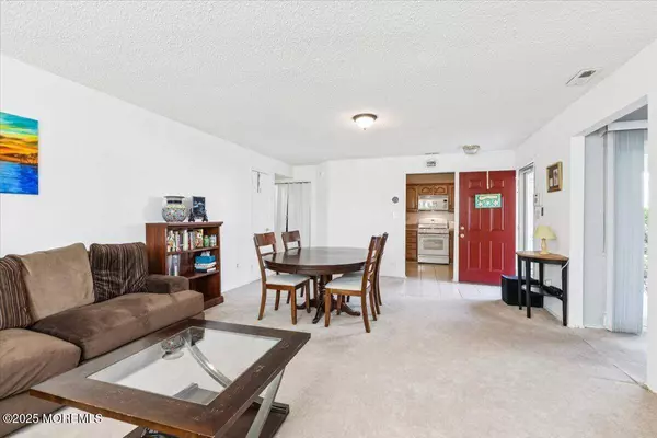 149 Tulip Lane, Freehold, NJ 07728