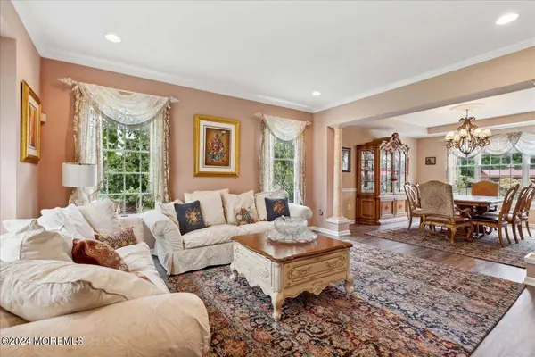 121 Bear Oak Road, Freehold, NJ 07728