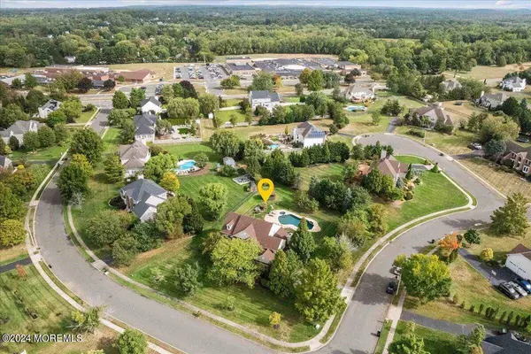 121 Bear Oak Road, Freehold, NJ 07728