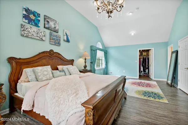 121 Bear Oak Road, Freehold, NJ 07728