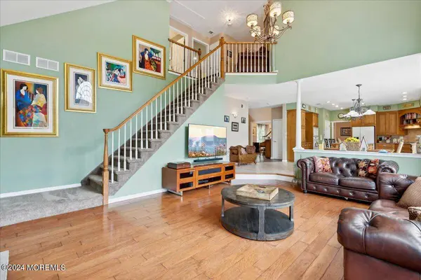 121 Bear Oak Road, Freehold, NJ 07728