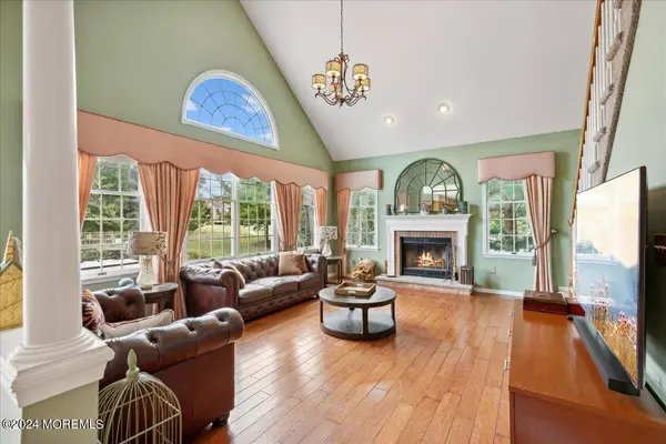 121 Bear Oak Road, Freehold, NJ 07728