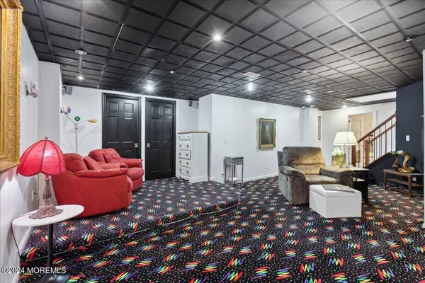 121 Bear Oak Road, Freehold, NJ 07728