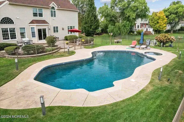 121 Bear Oak Road, Freehold, NJ 07728