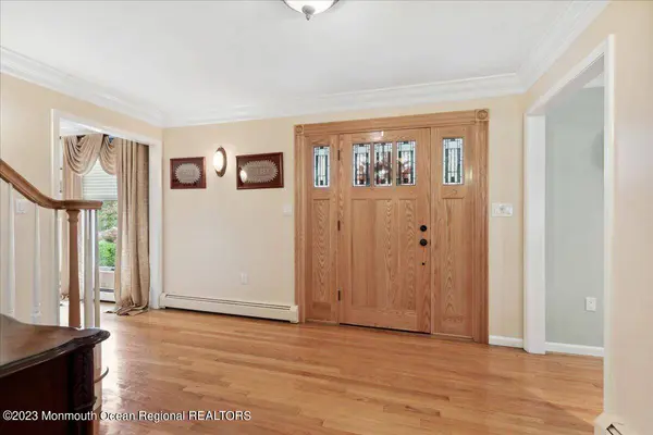 3 Wildwood Way, Freehold, NJ 07728