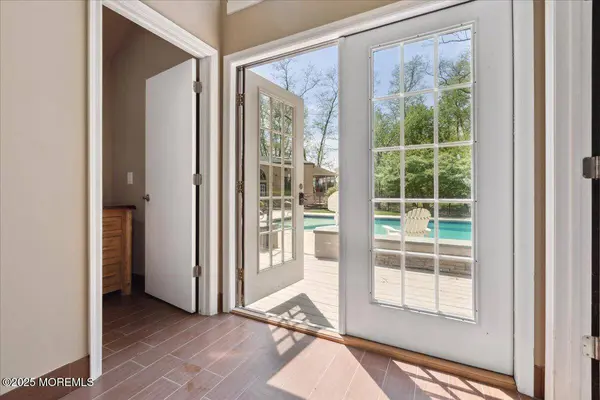 166 Oakland Mills Road, Manalapan, NJ 07726