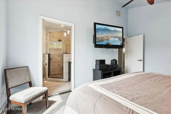 166 Oakland Mills Road, Manalapan, NJ 07726