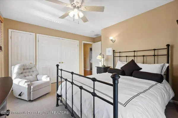 3 Wildwood Way, Freehold, NJ 07728